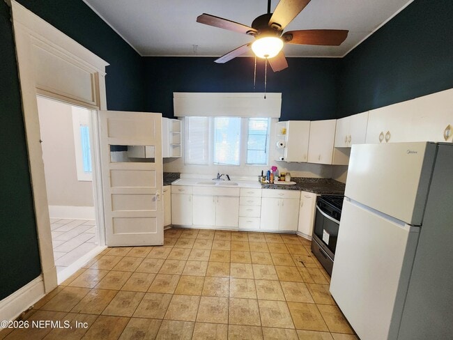 Building Photo - 1719 Aberdeen St