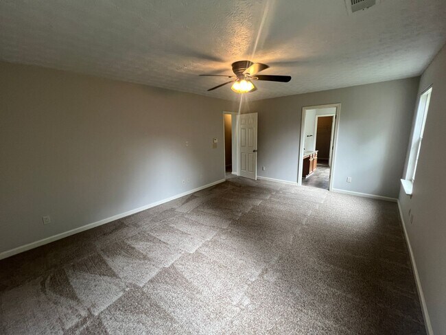 Building Photo - Great Corner Lot