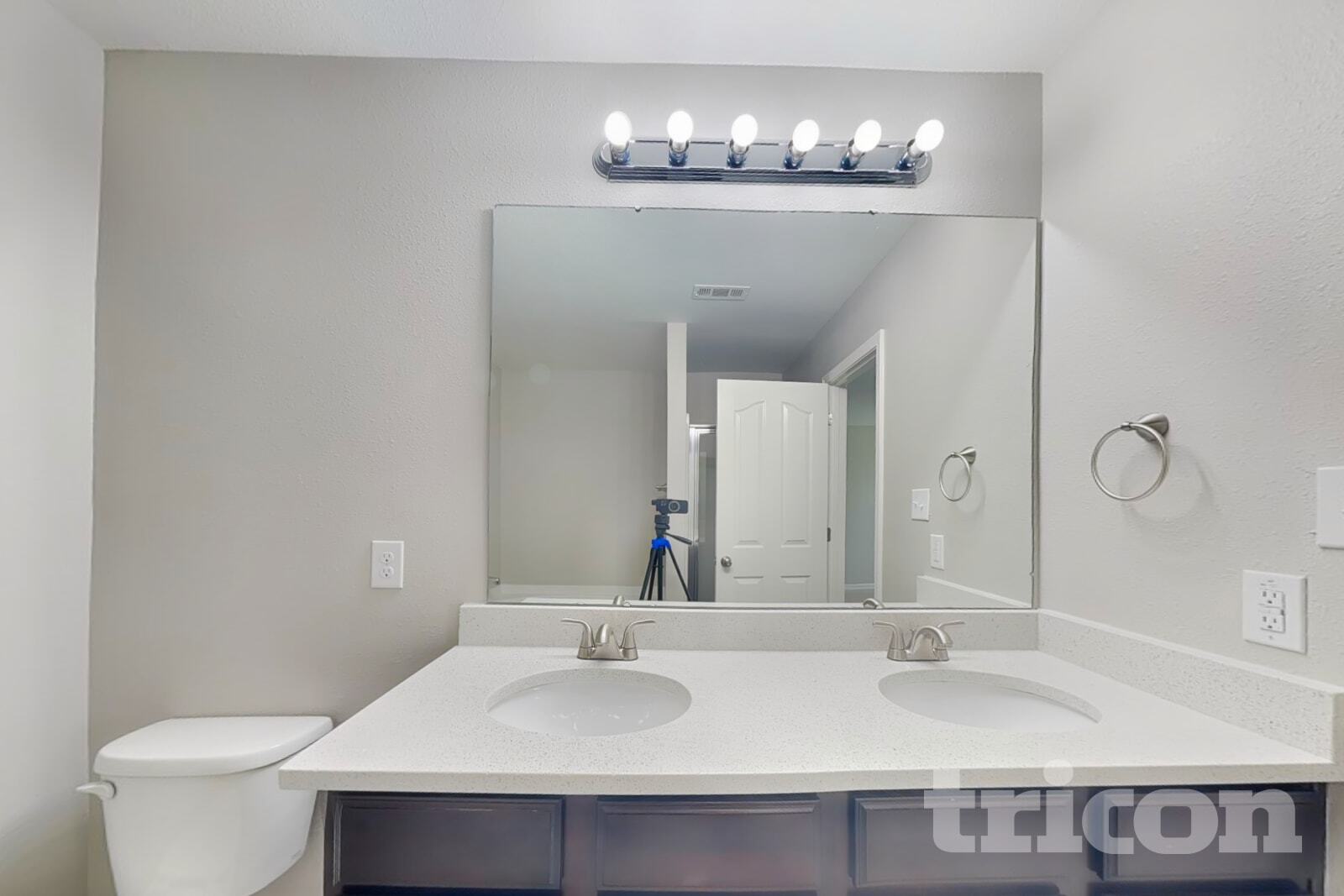 Building Photo - 3627 Alexander Forest Dr