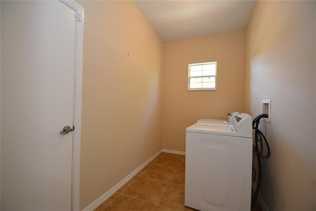 Building Photo - 36 Reidsville Dr
