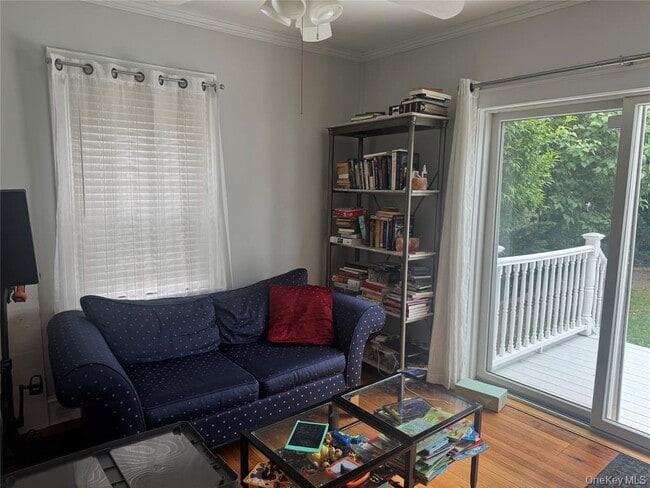 Building Photo - 9 Castleton Ct