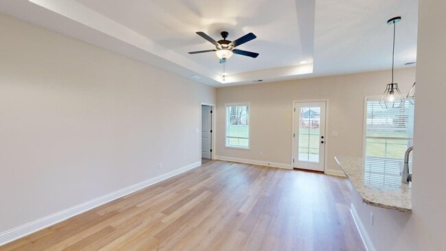 Building Photo - For Lease | Beautiful 3 Bedroom, 2 Bath Home in McClellan Crossing