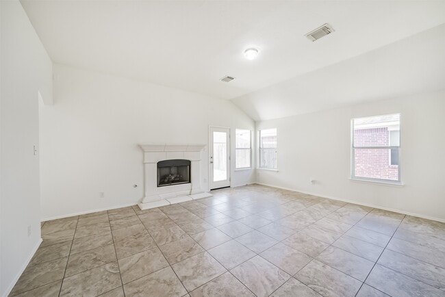 Building Photo - 18531 Windy Village Ln