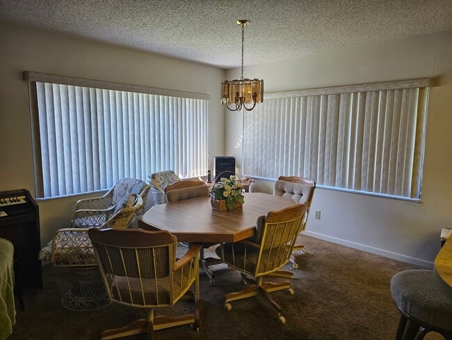 Building Photo - 137 Anton Ct