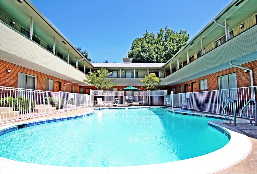 Primary Photo - Swissaire Apartments