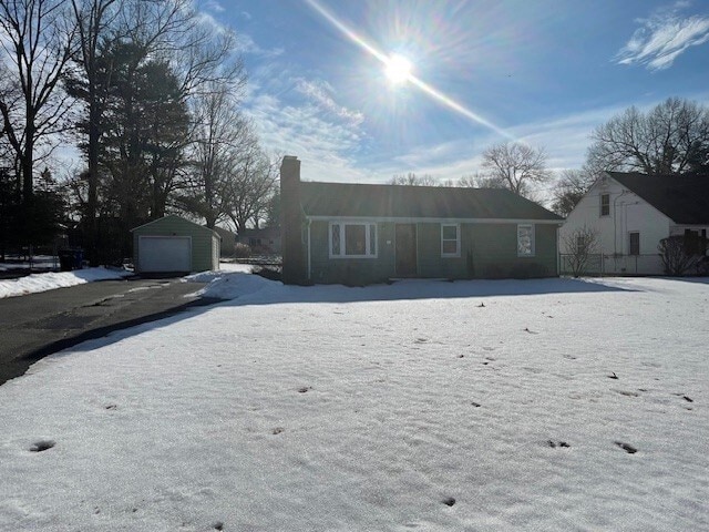 Building Photo - 105 Brewster St