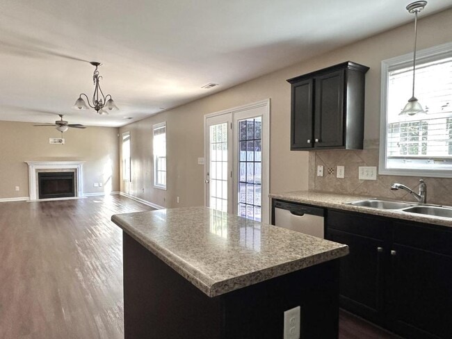 Building Photo - 3017 Cricket Rd