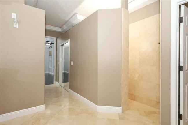 Building Photo - 5151 Vistamere Ct