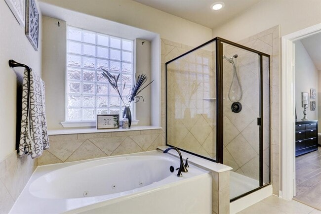 Building Photo - 24714 Crystal Leaf Ln