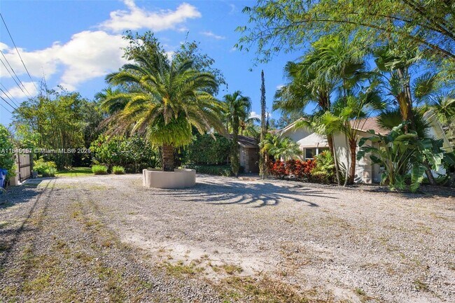 Building Photo - 6411 SW 185th Way