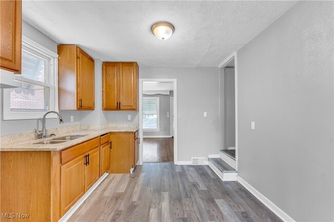 Building Photo - 15904 Invermere Ave
