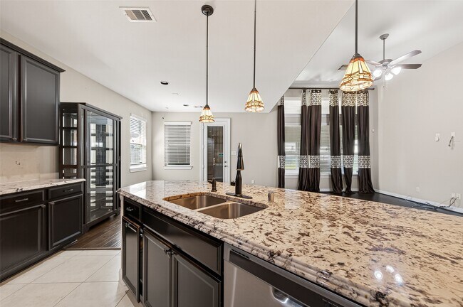 Building Photo - 3002 Overbrook Meadow Ln