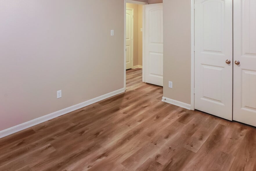 Building Photo - 8751 Sunrise Canter Dr