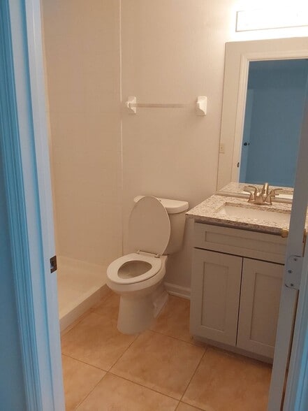 Building Photo - 21 Prospect Ln