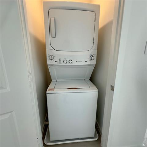 Building Photo - 812 Sandhill Crane Ln