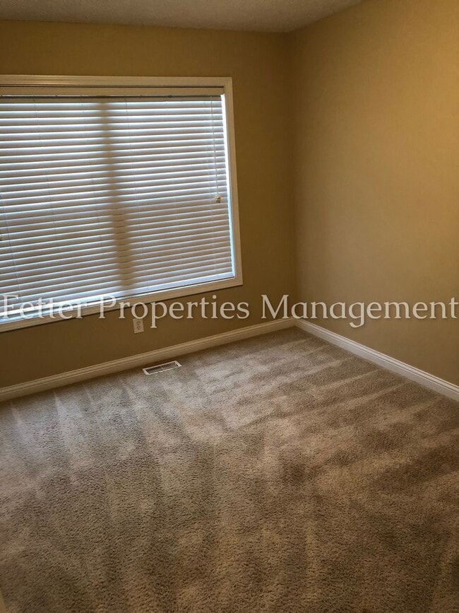 Building Photo - Available Now Don't Miss Out!