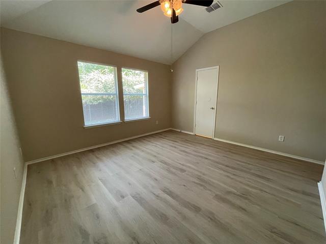 Building Photo - 523 Robinwood Rd