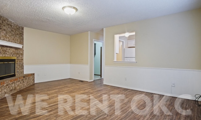Building Photo - 6415 N Peniel Ave