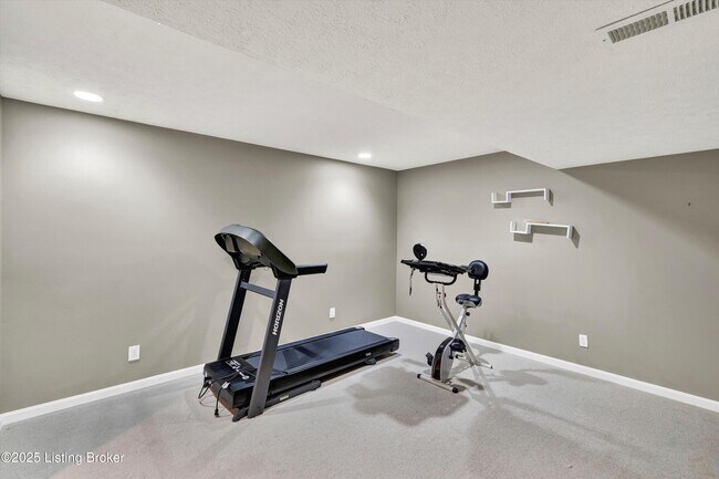 Building Photo - 9816 Calamar Ct