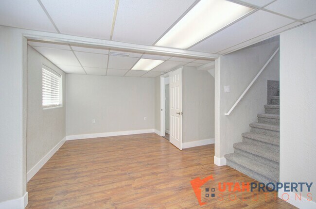 Building Photo - 6528 S 520 W