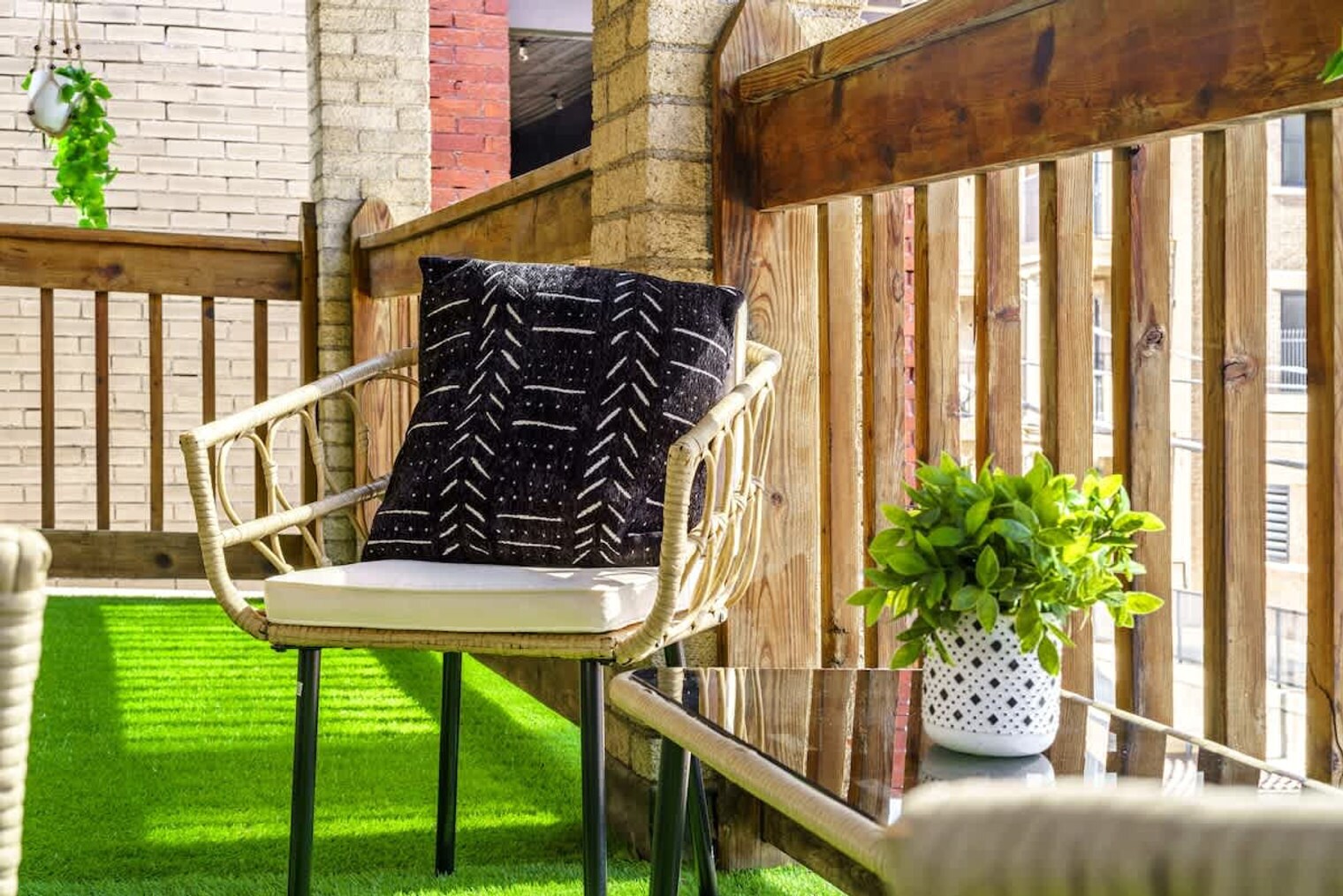 Building Photo - 29 Lundy St