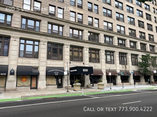 Building Photo - 600 S Dearborn St