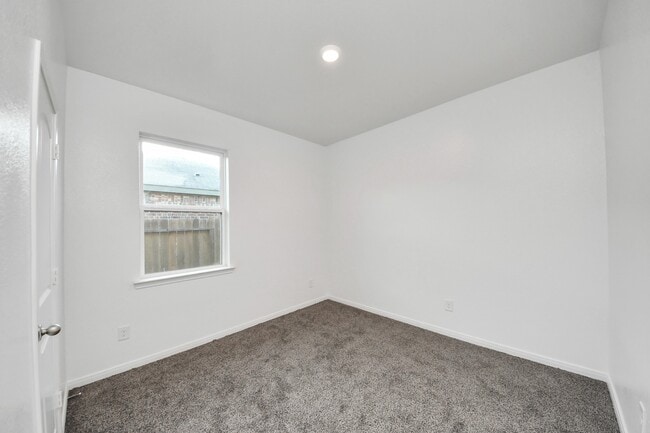 Building Photo - 25469 Black Spruce Dr