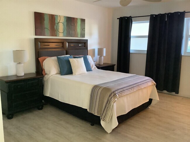 Building Photo - 2671 S Course Dr