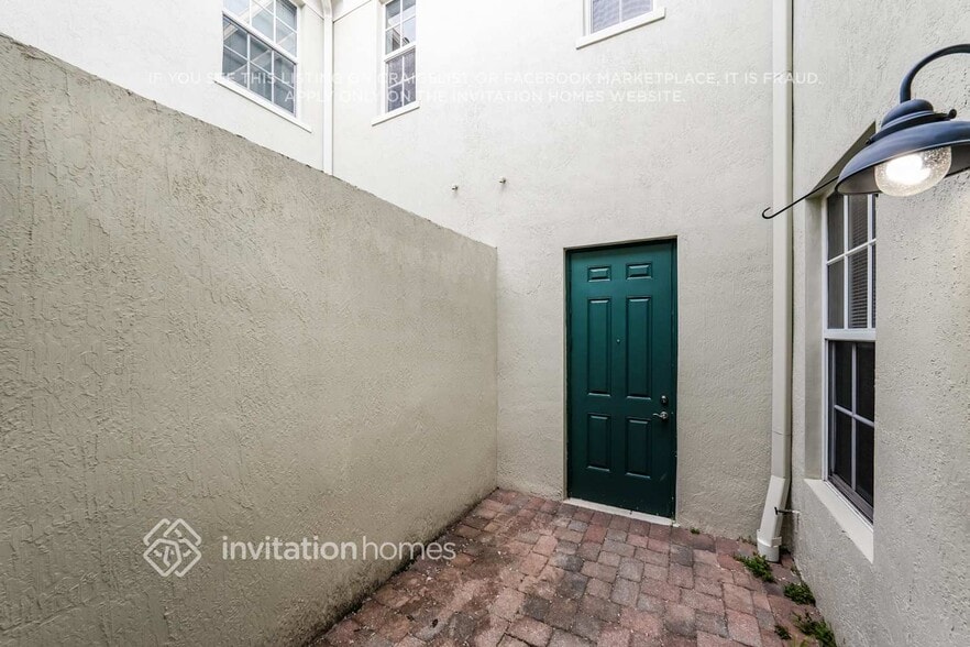 Building Photo - 8308 NW 8th Terrace