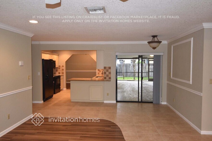 Building Photo - 845 Daffodil Dr