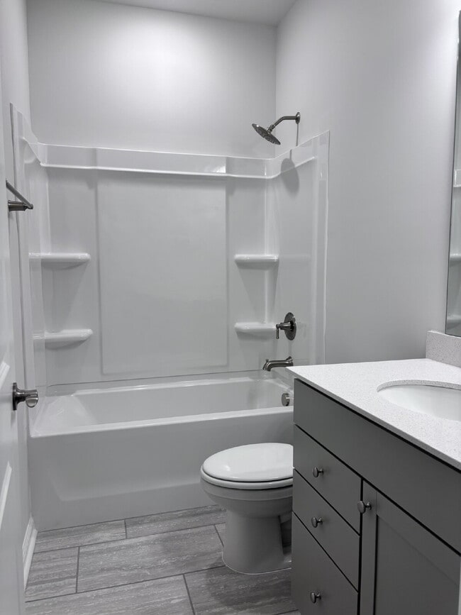 Building Photo - 429 Providence Spgs Ln