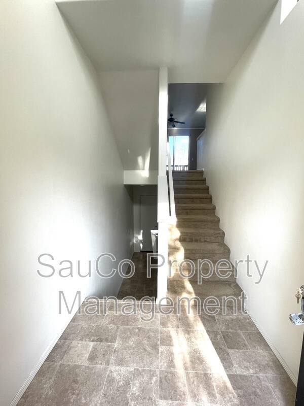 Building Photo - 20715 NW Painted Mountain Dr