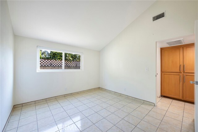 Building Photo - 2204 E La Palma Ave