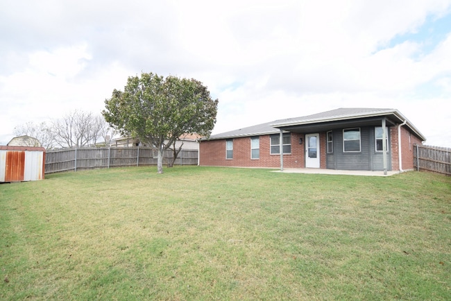 Building Photo - 4402 Matt Dr