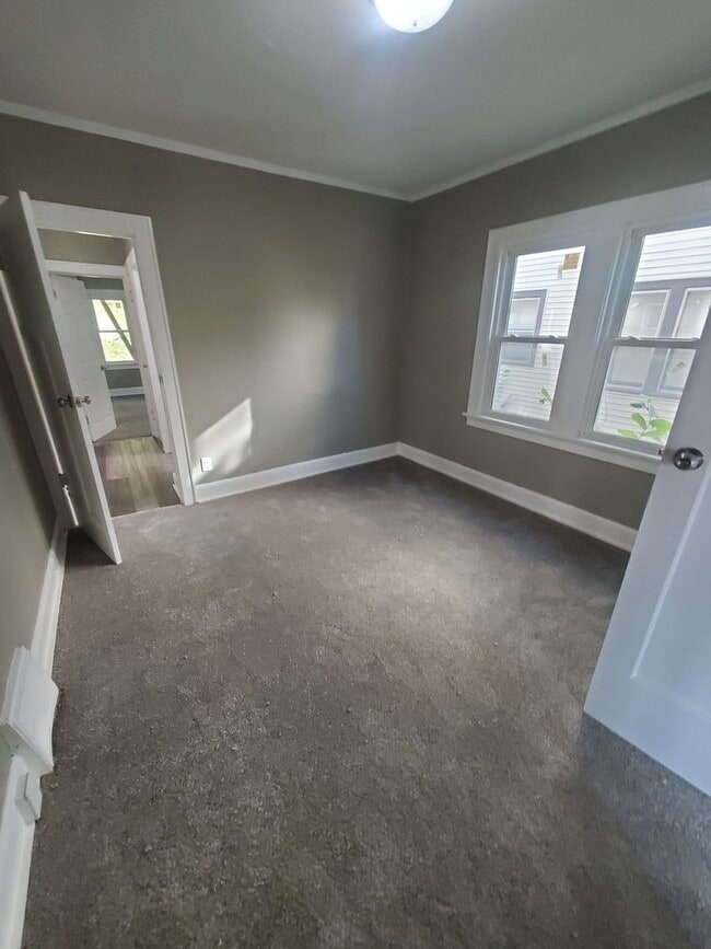 Building Photo - 2707-2709 N 47th St. (Duplex)(ACE PROPERTY)