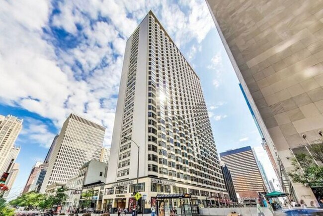 Primary Photo - 535 N Michigan Ave