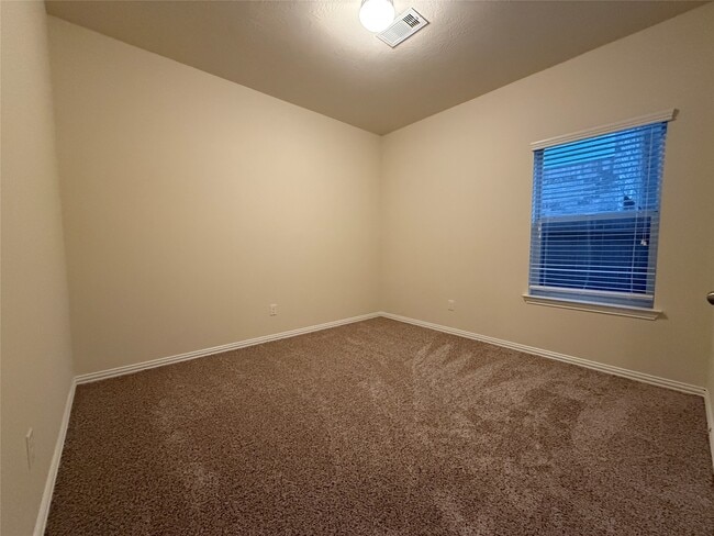 Building Photo - 8010 Rowena Dale Dr