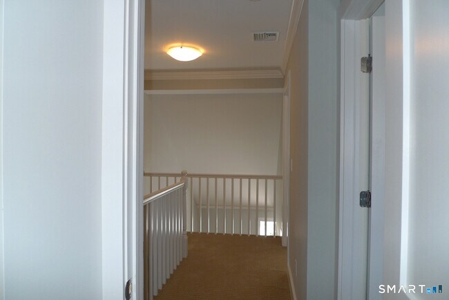 Building Photo - 342 Heritage Vlg