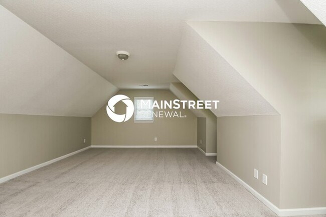 Building Photo - 3 Bedroom Pet-Friendly Home in Douglasville, GA with Main Street Renewal