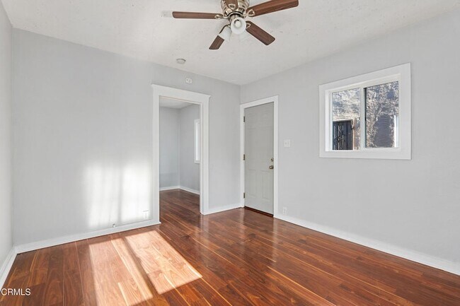Building Photo - 1488 W Sunset Blvd