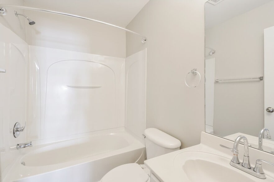 Building Photo - 7879 Rainey Dr