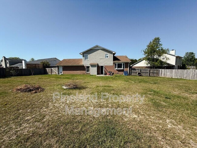 Building Photo - 815 Zapata Ln