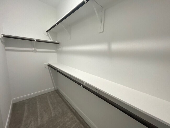 Building Photo - 5214 Mayle St