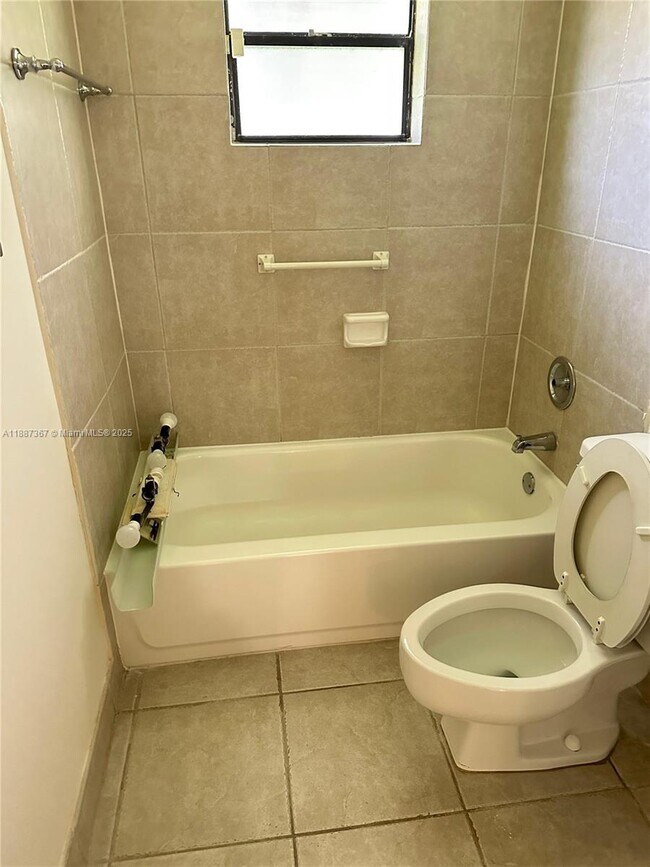 Building Photo - 7955 SW 86th St