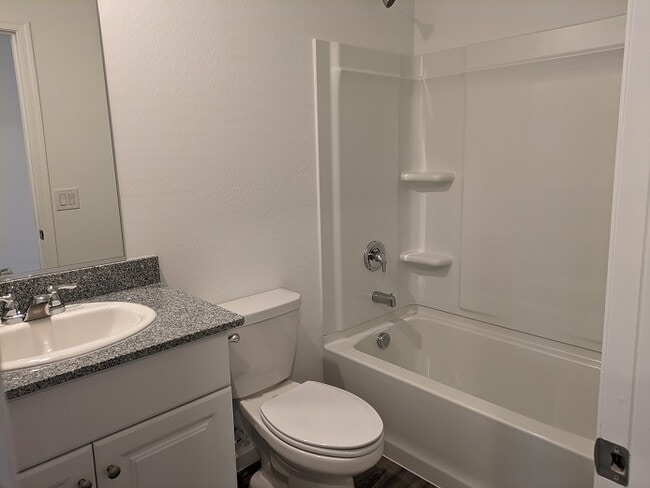 Building Photo - 1436 W Toltec Dr