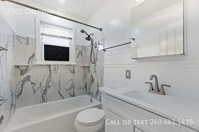 Building Photo - 2302 Chapman Rd