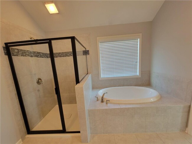 Building Photo - 3218 Leyden Ct