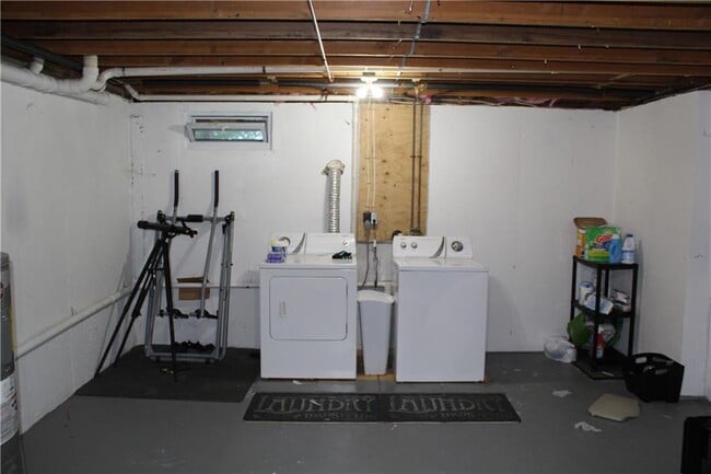 Building Photo - 206 Arthurs Way