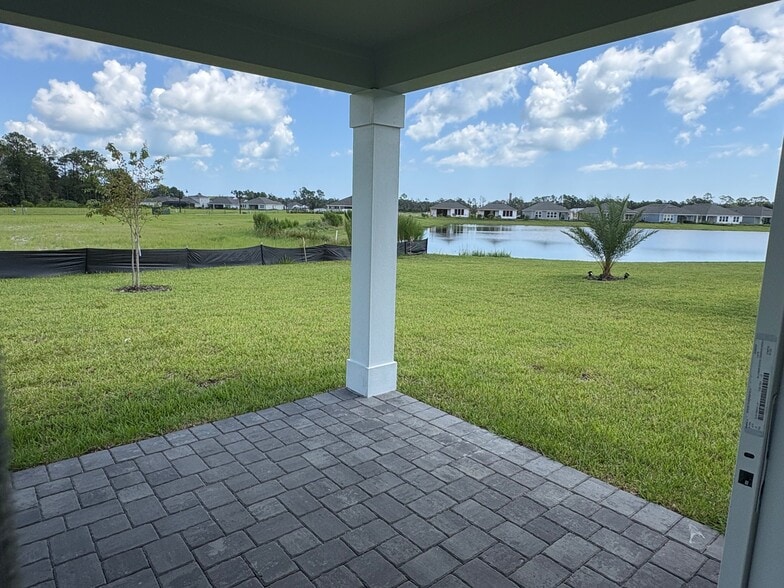 Building Photo - 74 Ararat Dr