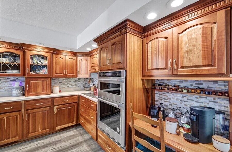 Building Photo - 25188 Marion Ave